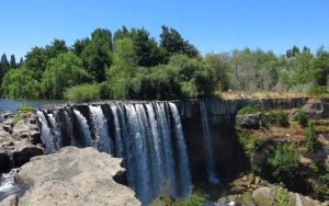 Saltos del Laja: Destino Emblemático del Biobío con Campings Altamente Valorados